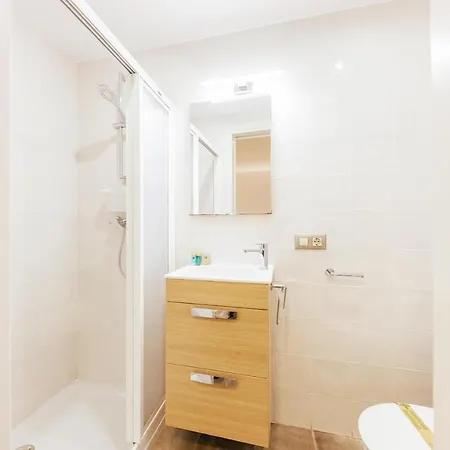 Bravissimo Mercadal, One-bedroom Sofa Bed * Girona